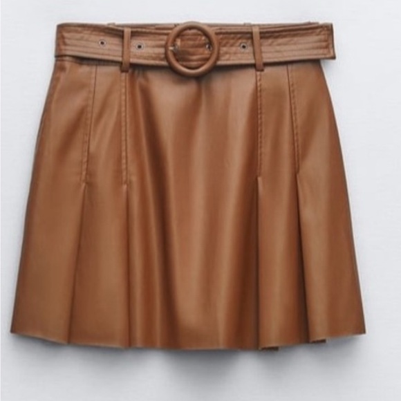 Zara Brown FAUX leather Pleated Mini Skirt Size XL - Picture 1 of 8